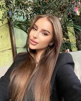 Laura019